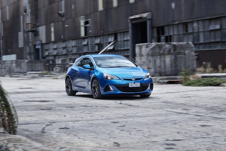  Holden Astra VXR 2015 года  (фото 12 из 15)